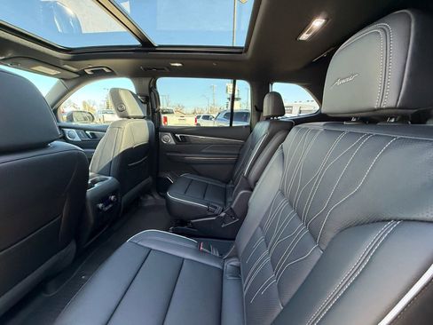New 2026 Buick Enclave Avenir w/ Super Cruise Package image 4