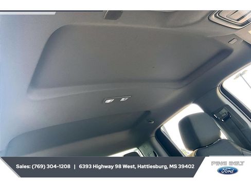 Used 2024 Chevrolet Silverado 2500 Custom w/ Custom Convenience Package AWD/4WD image 17