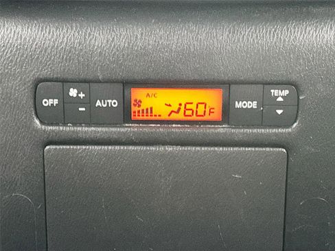 Used 2020 Nissan Armada SL w/ Premium Package image 26