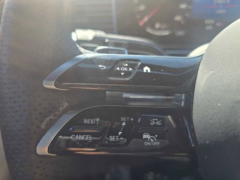Used 2026 Mercedes-Benz GLS 580 4MATIC image 36