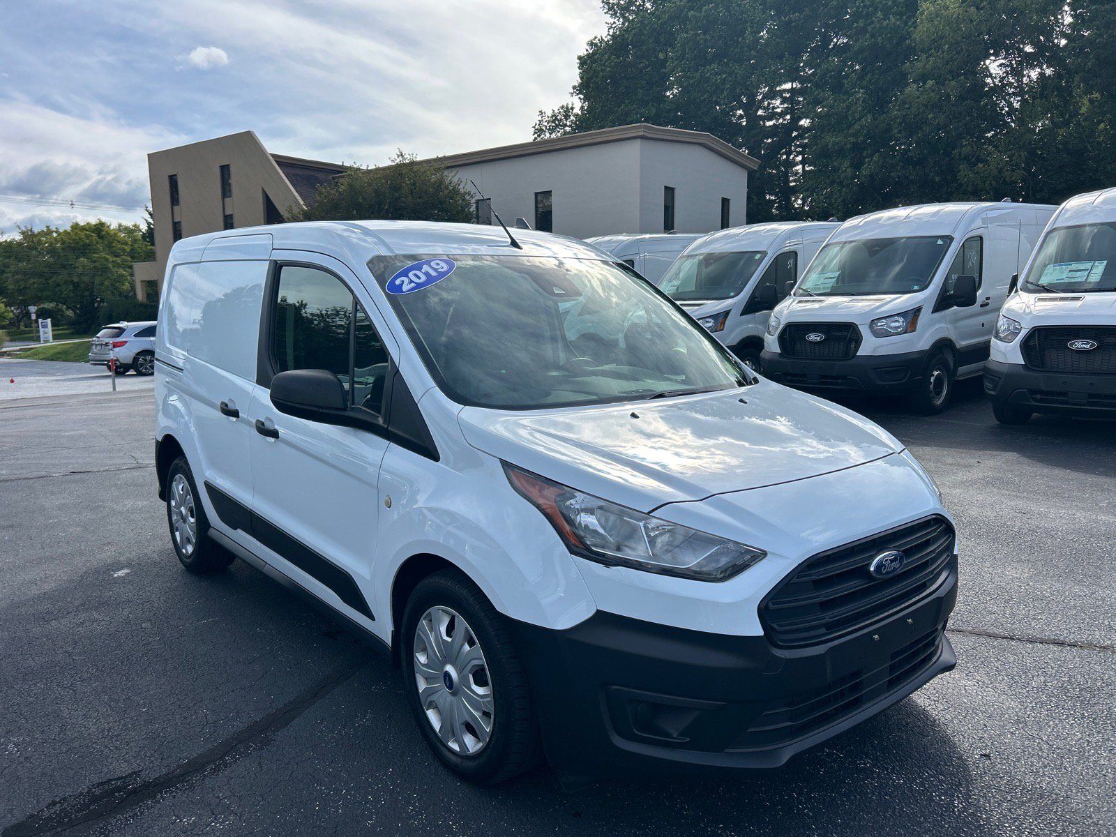 Used 2020 Ford Transit Connect XL FWD image 3