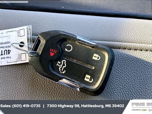 Used 2019 Chevrolet Silverado 1500 LTZ w/ LTZ Plus Package AWD/4WD image 10