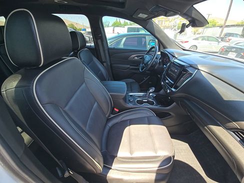 Used 2023 Chevrolet Traverse Premier w/ Redline Edition FWD image 11