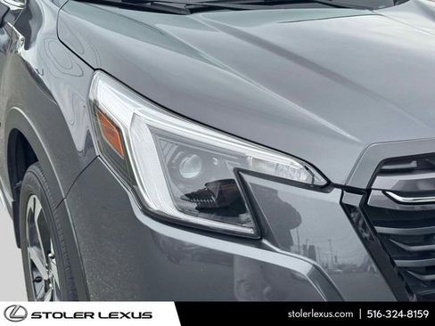 Used 2022 Subaru Forester Touring image 10