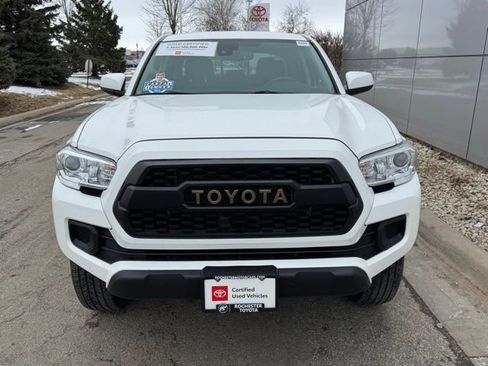 Certified 2022 Toyota Tacoma SR5 w/ Trail Edition image 31