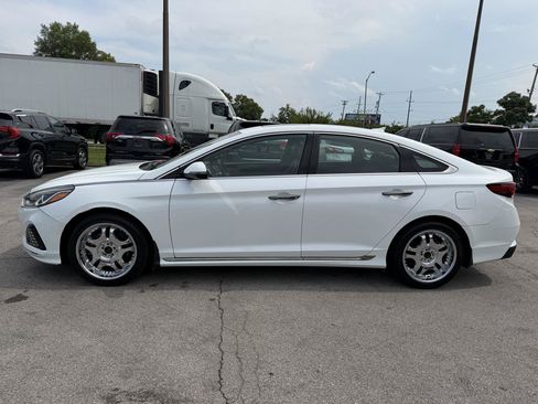 Used 2019 Hyundai Sonata Sport w/ Tech Package 03 FWD image 6