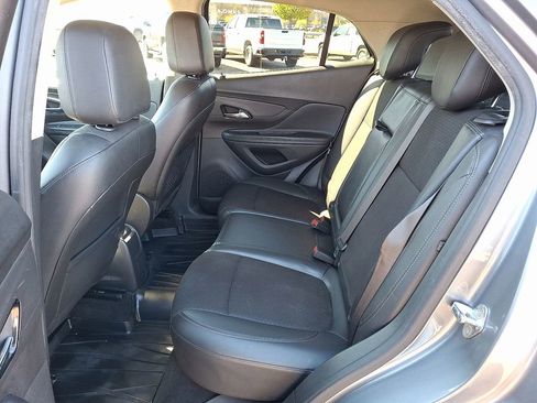 Used 2019 Buick Encore Preferred image 10