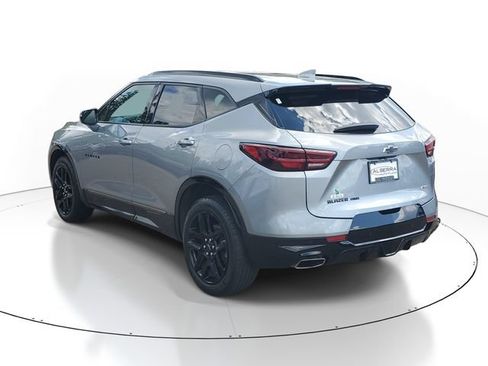 Certified 2023 Chevrolet Blazer RS w/ Enhanced Convenience Package AWD/4WD image 3