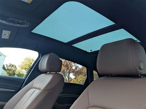 Used 2024 Audi Q8 e-tron Premium Plus w/ Premium Plus Package image 21