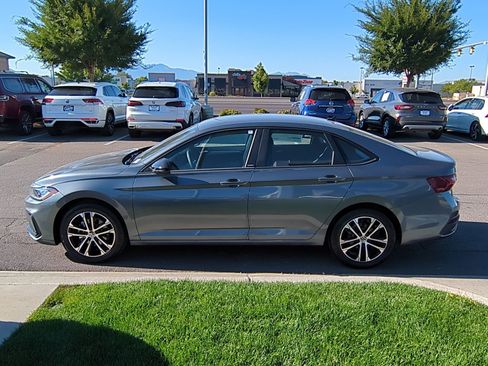 New 2025 Volkswagen Jetta Sport image 9