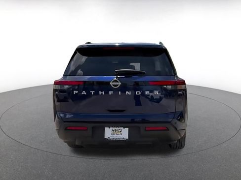 Used 2025 Nissan Pathfinder SV FWD image 12