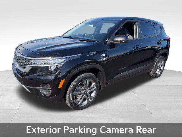 Used 2023 Kia Seltos LX AWD/4WD image 10