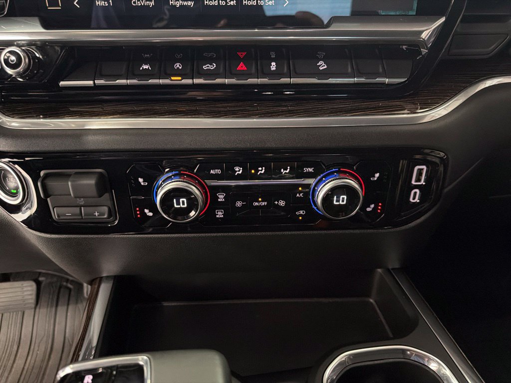 Used 2025 GMC Sierra 1500 Elevation AWD/4WD image 17