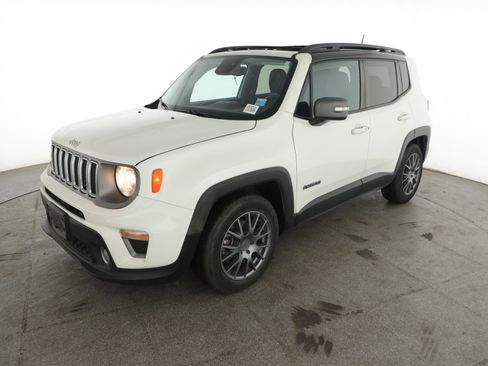 Certified 2020 Jeep Renegade Limited w/ Safety and Security Group image 17