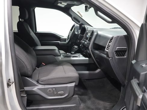 Used 2016 Ford F150 XLT w/ Equipment Group 302A Luxury AWD/4WD image 23