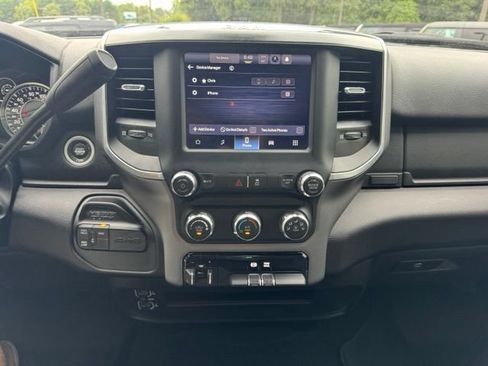 Used 2024 RAM 2500 Big Horn AWD/4WD image 21