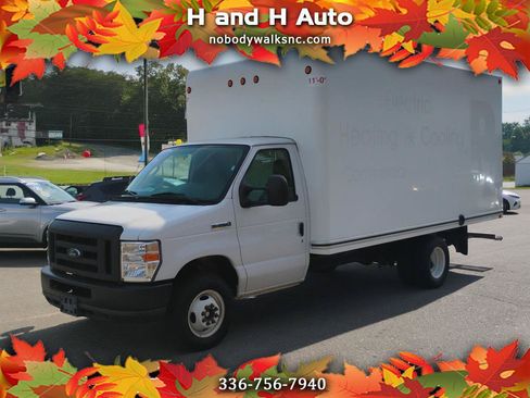 Used 2019 Ford E-350 and Econoline 350 Super Duty w/ Power Windows & Locks Group RWD image 1