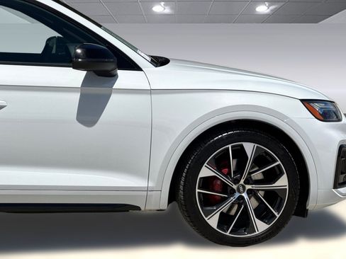 Used 2022 Audi SQ5 Premium Plus AWD/4WD image 35