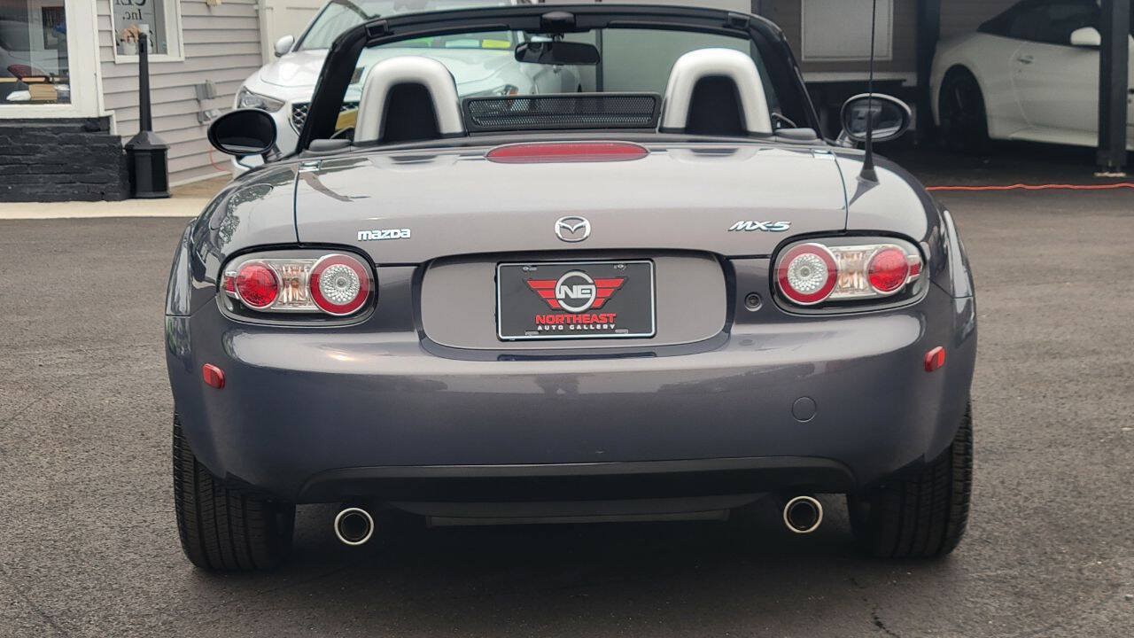 Used 2007 MAZDA MX-5 Miata Sport RWD image 12