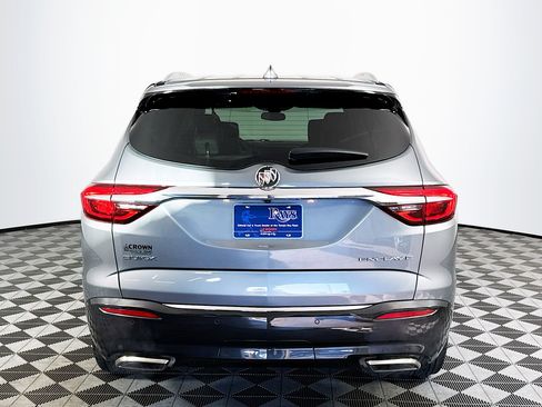 Used 2018 Buick Enclave Premium w/ Experience Buick Package image 7