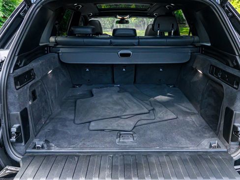 Used 2022 BMW X5 sDrive40i w/ M Sport Package image 16