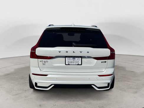 Certified 2024 Volvo XC60 B5 Plus w/ Climate Package AWD/4WD image 5