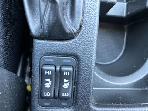 Used 2014 Subaru Impreza 2.0i Premium w/ All-Weather Package w/CVT AWD/4WD image 19