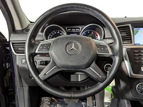 Used 2013 Mercedes-Benz ML 350 4MATIC image 31