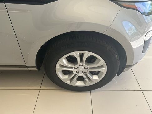 Used 2023 Land Rover Range Rover Evoque S image 17