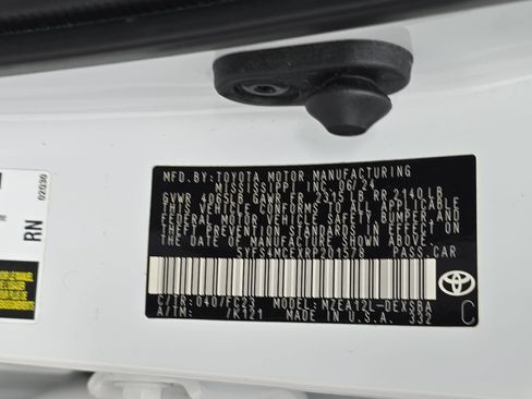 Used 2024 Toyota Corolla SE FWD image 34