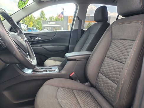 Used 2019 Chevrolet Equinox LT w/ Driver Convenience Package FWD image 5