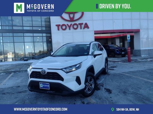 Used 2024 Toyota RAV4 XLE image 1