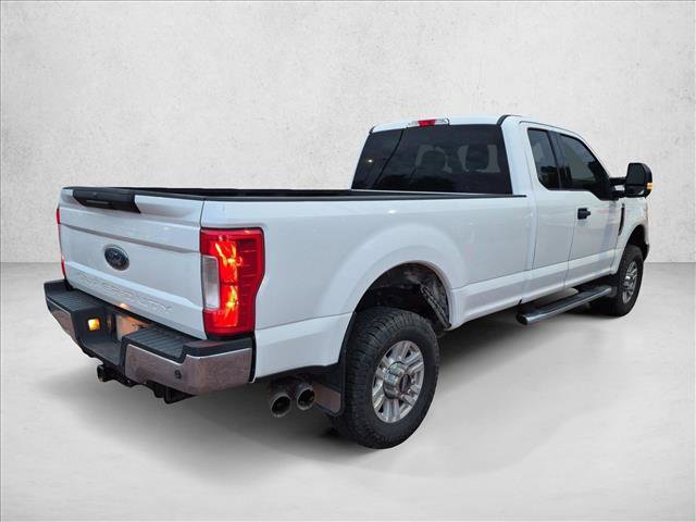 Used 2019 Ford F350 XLT w/ FX4 Off-Road Package AWD/4WD image 5