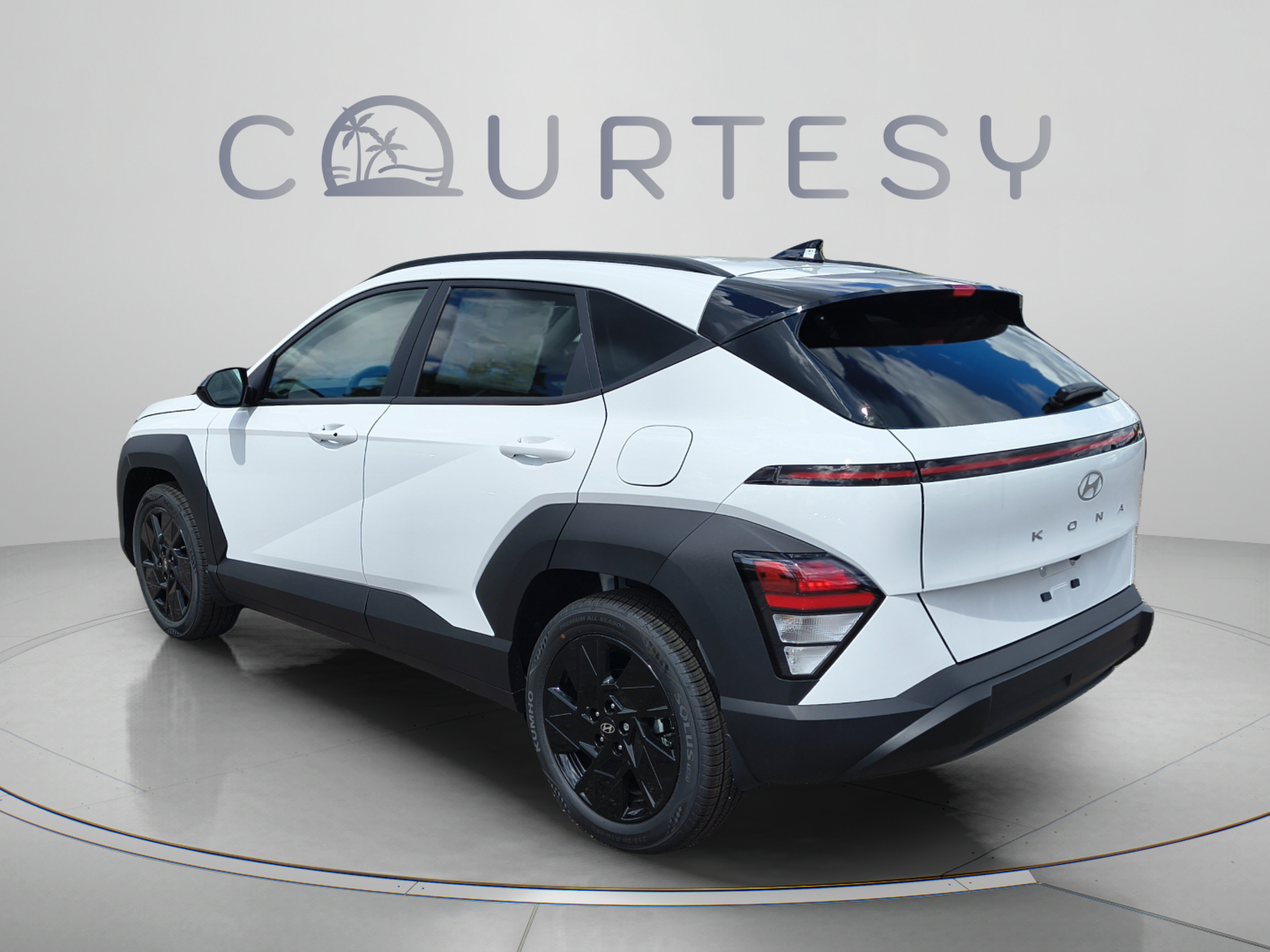 New 2027 Hyundai Kona SEL Sport FWD image 3
