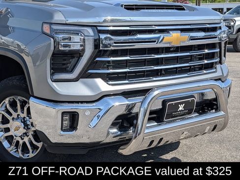 Used 2026 Chevrolet Silverado 2500 LTZ w/ LTZ Premium Package AWD/4WD image 10