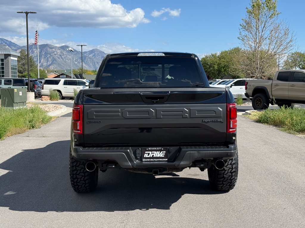 Used 2018 Ford F150 Raptor w/ Equipment Group 802A Luxury AWD/4WD image 11