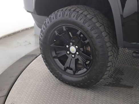 Used 2021 Chevrolet Colorado ZR2 AWD/4WD image 13