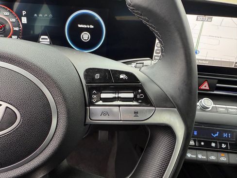 Used 2025 Hyundai Elantra SEL image 26