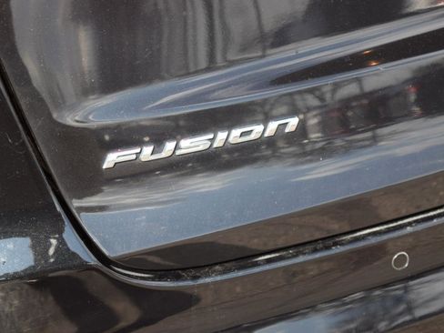 Used 2020 Ford Fusion SE AWD/4WD image 11