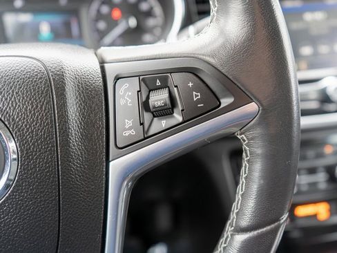 Used 2022 Buick Encore Preferred w/ Safety Package image 22