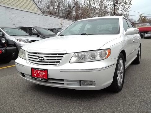 Used 2008 Hyundai Azera Limited image 1