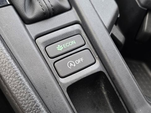 Used 2025 Honda Accord LX image 28