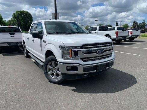 Used 2018 Ford F150 XLT w/ Equipment Group 302A Luxury AWD/4WD image 2