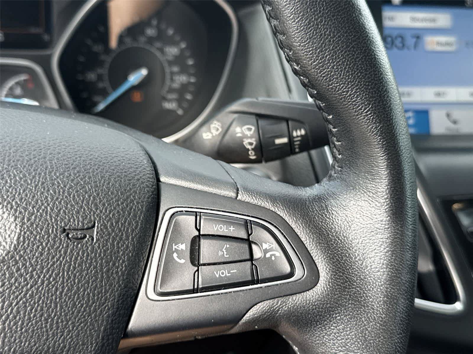 Used 2018 Ford Focus Titanium FWD image 20