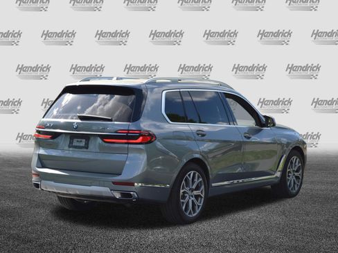 Used 2026 BMW X7 xDrive40i AWD/4WD image 11