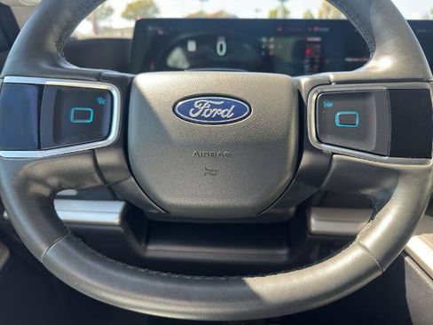Certified 2025 Ford Expedition Active AWD/4WD image 16