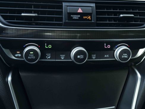 Used 2021 Honda Accord Sport image 32