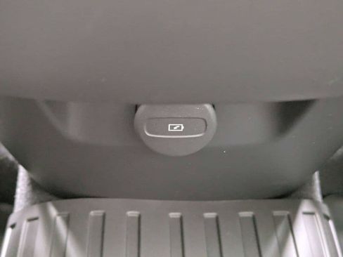 New 2026 Volvo XC90 B6 Ultra w/ Protection Package Premier AWD/4WD image 20