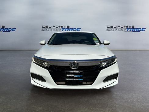 Used 2018 Honda Accord LX image 2