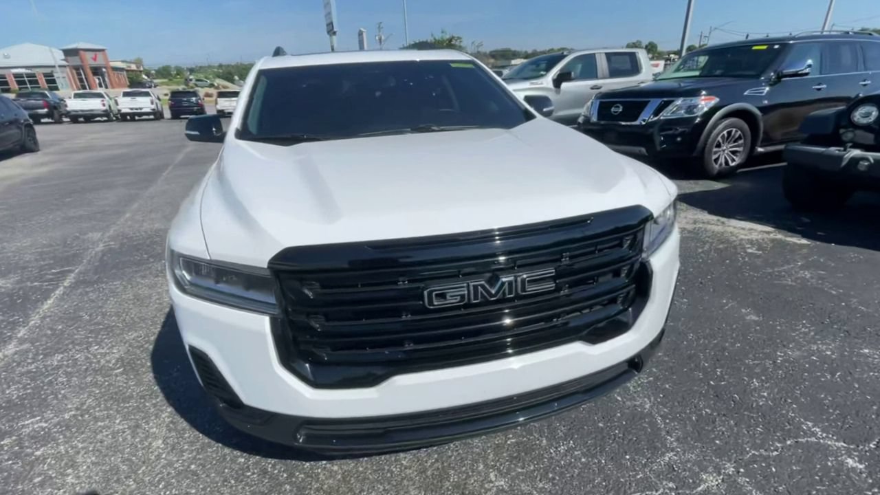 Used 2023 GMC Acadia SLT w/ Elevation Edition AWD/4WD image 4